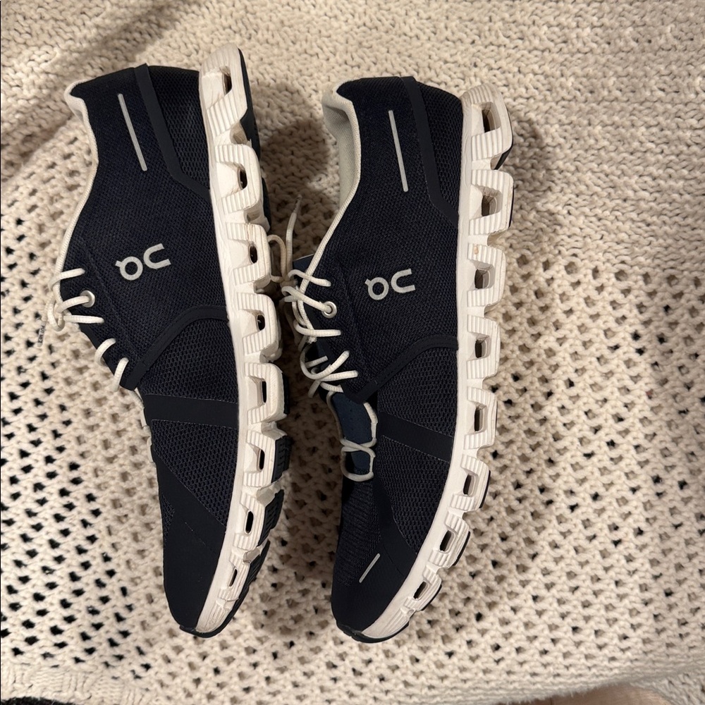 On Cloud M 12.5  Running Men's Dark Blue Athletic Shoes - Picture 3 of 9
